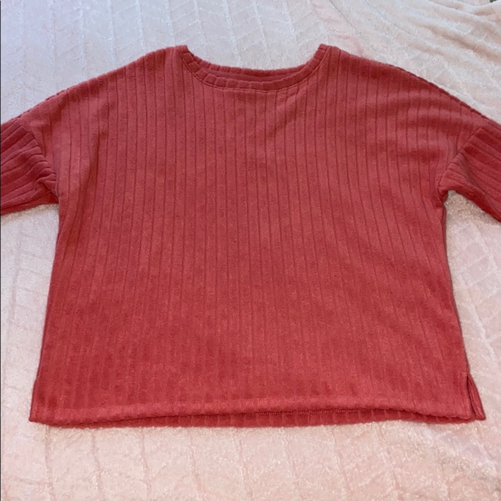 short armed sweater